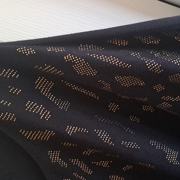 Black And Gold Light Sweater Ftom Cactus + Pearl XXL - Picture 5 of 8